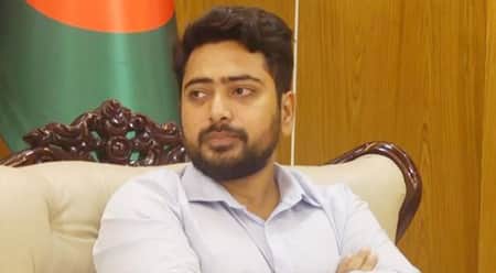 বিচারের আগে আওয়ামী লীগের পুনর্বাসন নয়, ডয়চে ভেলেকে উপদেষ্টা নাহিদ