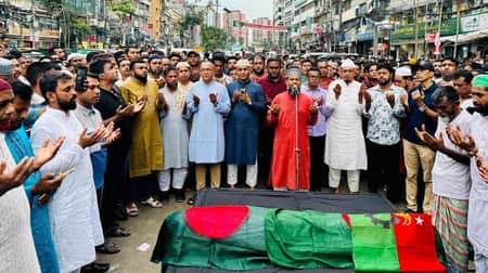 নয়াপল্টনে শহীদ যুবদল কর্মী নয়নের জানাজা অনুষ্ঠিত