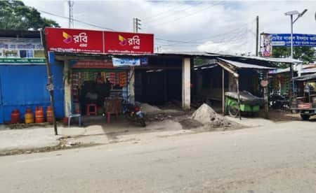 সরকারি জায়গায় স্বেচ্ছাসেবক দলের অফিস