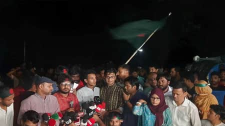ড. ইউনূসের বাসভবনে বৈঠক শেষে যা জানালেন চাকরি প্রত্যাশী প্রতিনিধিদল