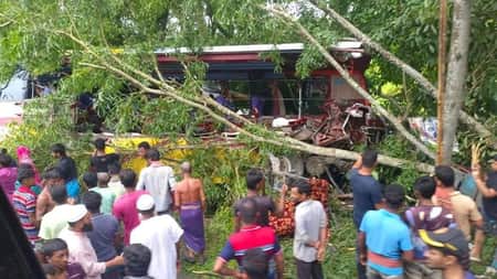 গোপালগঞ্জে বাস-ট্রাকের সংঘর্ষে নারীসহ নিহত ৫