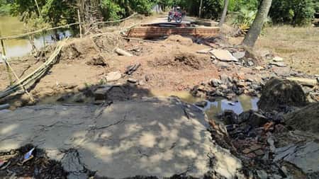 ফেনীতে বন্যায় সড়কে ক্ষতি ১৪০ কোটি টাকা Feni