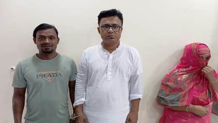 নিজের বাবাকেই ধরিয়ে দিলেন এক নেতার ছেলে Nata