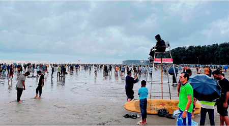 কক্সবাজারে নেমে গেছে বৃষ্টির পানি, খুশি হোটেলবন্দী পর্যটকরা