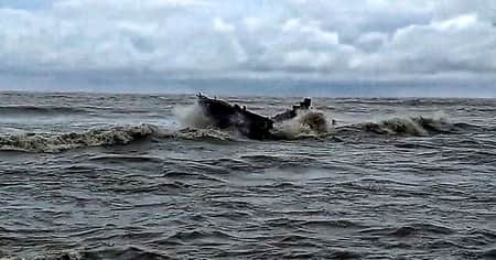 সৈকতে ভেসে এলো আরও দুই জেলের মরদেহ Sea