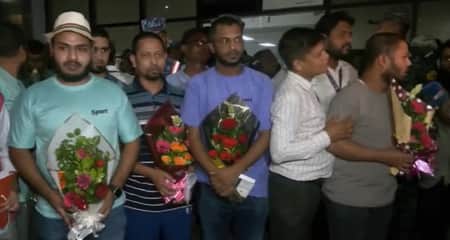 প্রবাসীদের যথাযথ মর্যাদা