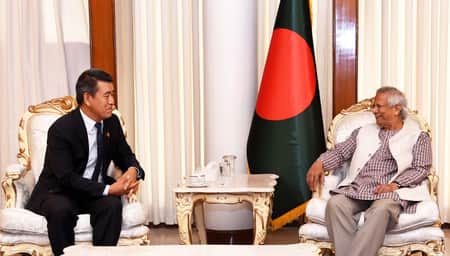 ভুটানের সাথে সম্পর্ক আরও জোরদার দেখতে চান প্রধান উপদেষ্টা