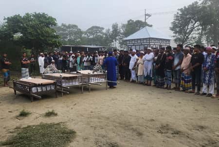 মালয়েশিয়ায় আগুনে নিহত তিন প্রবাসীর জানাজা ও দাফন সম্পন্ন