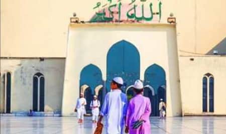জুমার দিন সবার আগে মসজিদে যাওয়ার বিশেষ ফজিলত jummah
