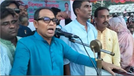 ‘আপা টাকা-পয়সা লুট করে, আলেম-ওলামাদের জেল-ফাঁসি দিয়ে পালিয়েছেন’