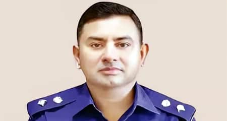 কোটায় পুলিশ হয়ে বাবাকে মুক্তিযোদ্ধা বানান রফিক Police