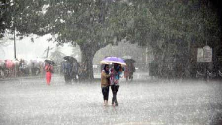 দেশেরে ৩ বিভাগে বজ্রসহ বৃষ্টির পূর্বাভাস Rain