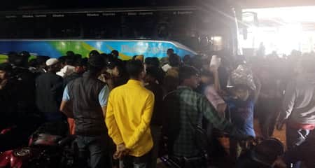 সমাবেশে যোগ দিতে আসা ১০টি যাত্রীবাহী বাস আটক Somabash