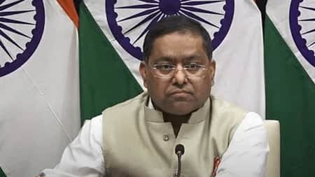 মধ্যরাতেই ভারতীয়দের সিরিয়া ছাড়ার নির্দেশ দিলো দিল্লি