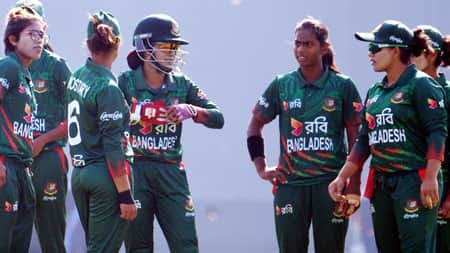 বাড়ছে নারী ক্রিকেটারদের বেতন