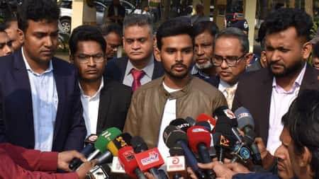 নতজানু পররাষ্ট্রনীতি থেকে সরে এসেছে অন্তর্বর্তী সরকার : উপদেষ্টা আসিফ Asif