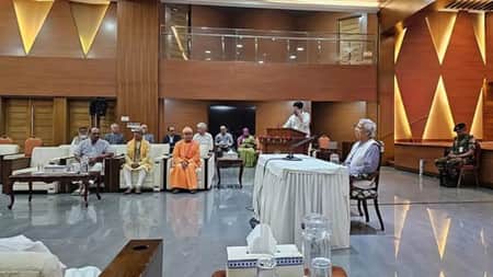 ‘ধর্ম আলাদা হলেও আমরা এক পরিবারের সদস্য’ Dr Yunus