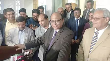 সাত দিনের মধ্যে সম্পদের হিসাব দেবেন দুদক চেয়ারম্যান Dudok