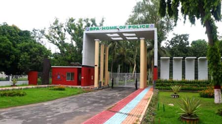 সারদায় এবার প্রশিক্ষণরত ২৫ এএসপিকে শোকজ sarday ebar