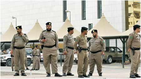সৌদিতে ২০ হাজারের বেশি প্রবাসী গ্রেফতার saudi arabia