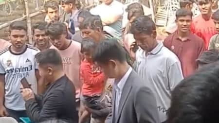 দুই চীনা নাগরিক