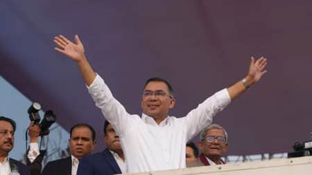 বগুড়ায় আসছেন