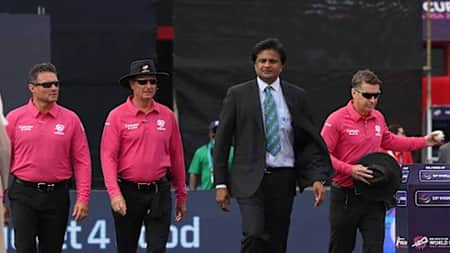 বিশ্বকাপের আম্পায়ার