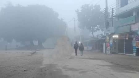১৯ জেলায় বইছে মৃদু শৈত্যপ্রবাহ, অব্যাহত থাকার আভাস শৈত্যপ্রবাহ