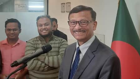 ভারতীয় কূটনীতিকদের নিরাপত্তার কোনো শঙ্কা নেই : পররাষ্ট্র উপদেষ্টা পররাষ্ট্র উপদেষ্টা