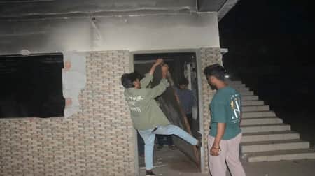 আওয়ামী লীগ কার্যালয়ে ভাঙচুর