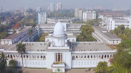 খালাস দিলেন