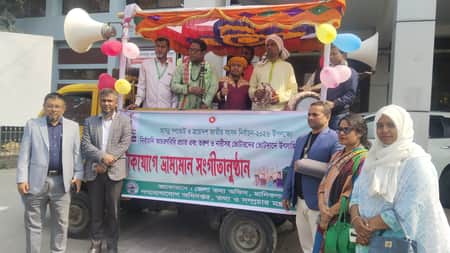তরুণ ও নারী ভোটারদের উৎসাহে গানে গানে প্রচার Manikganj