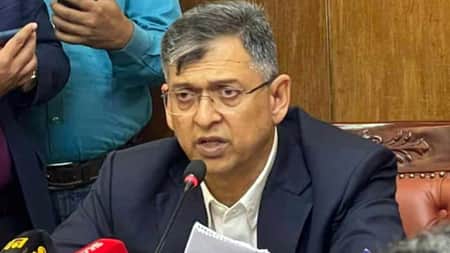 স্বরাষ্ট্রমন্ত্রী সালাহউদ্দিন আহমেদ