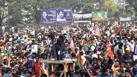 বিএনপি সরকার গঠন করলে প্রথম দায়িত্ব দেশ পুনর্গঠন করা : তারেক রহমান তারেক রহমান