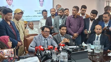 শিক্ষামন্ত্রী