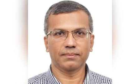 গভর্নর মোস্তাকুর রহমান