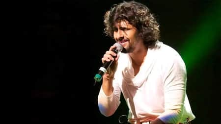 বাঁচিয়েছিলেন