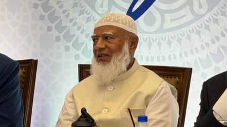 বিএনপির কাছে নতিস্বীকার করে একই দিনে দুই ভোট দিয়েছে অন্তর্বর্তী সরকার : জামায়াত আমির জামায়াত আমির