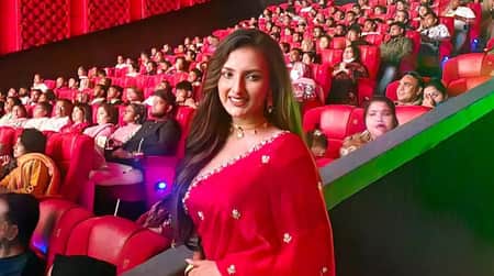 ঢাকায় এলেন শাকিবের ‘প্রিন্স’ নায়িকা নায়িকা