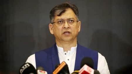 আমাদের সংসদ অধিবেশন দেখে জাতি আশ্বস্ত হবে : স্বরাষ্ট্রমন্ত্রী Salauddin