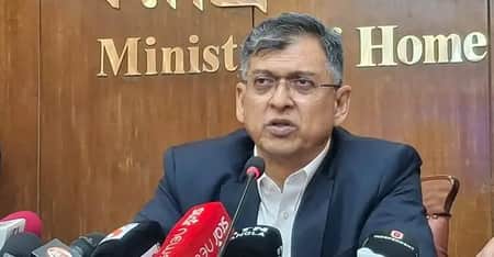 শীর্ষ সন্ত্রাসী-চাঁদাবাজদের বিরুদ্ধে শিগগির অ্যাকশন : স্বরাষ্ট্রমন্ত্রী স্বরাষ্ট্রমন্ত্রী
