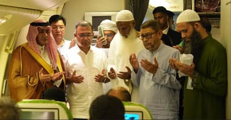 শাহজালাল বিমানবন্দরে প্রথম হজ ফ্লাইটের উদ্বোধন করলেন প্রধানমন্ত্রী উদ্বোধন