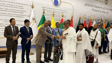 বাংলাদেশের প্রথম হজ ফ্লাইট সৌদি আরব পৌঁছেছে সৌদি আরব পৌঁছেছে