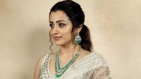 অভিনেত্রী তৃষা কৃষ্ণানের বাড়িতে বোমা মারার হুমকি! Actor