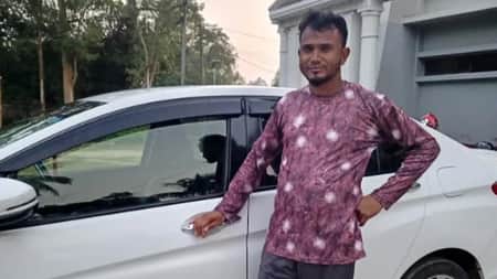 ফ্যামিলি কার্ড দেওয়ার কথা বলে ধর্ষণচেষ্টা বিএনপি নেতার বিএনপি নেতা