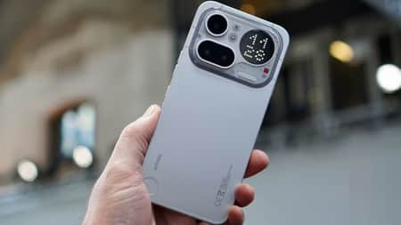 Nothing Phone (4a) Pro