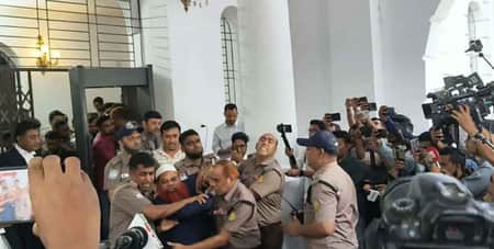 আবু সাইদ হত্যা মামলার রায় ঘোষণার পর আসামিদের ‘জয় বাংলা’ স্লোগান আবু সাইদ হত্যা মামলা