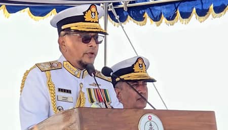 নৌবাহিনী