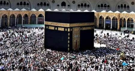 পৌঁছেছেন