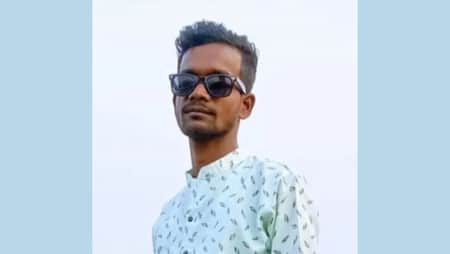 মাছ ব্যবসায়ীকে